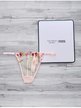 🆕💐 Rainbow Blooms V-String Thong Victoria Secret Dream Angels Collection XS NWT